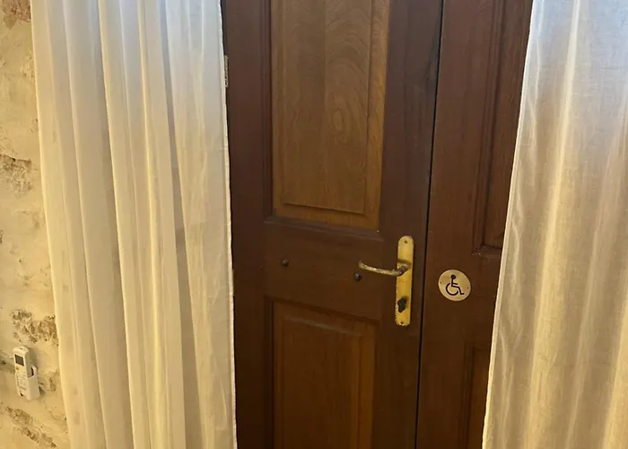 Konukevi Castellorizon Meyísti