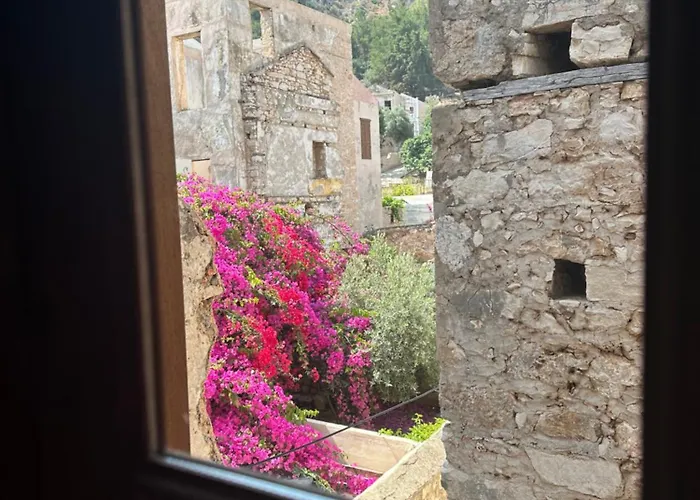 Konukevi Castellorizon Meyísti