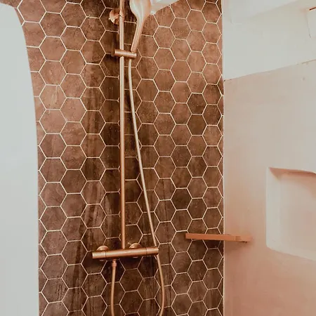 בית הארחה Castellorizon Meyísti