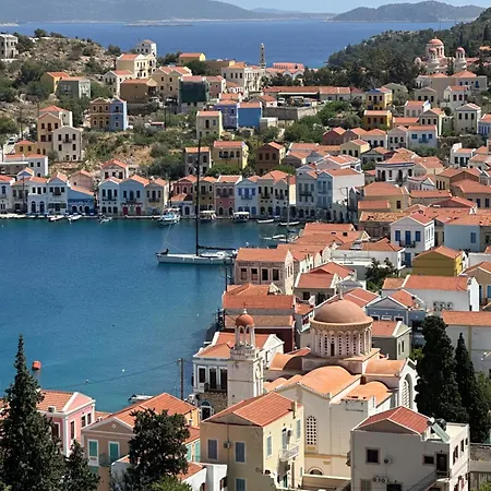 בית הארחה Castellorizon 4*