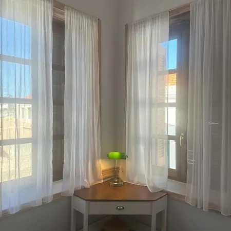 בית הארחה Castellorizon Meyísti