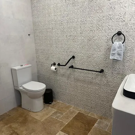 בית הארחה Castellorizon 4*